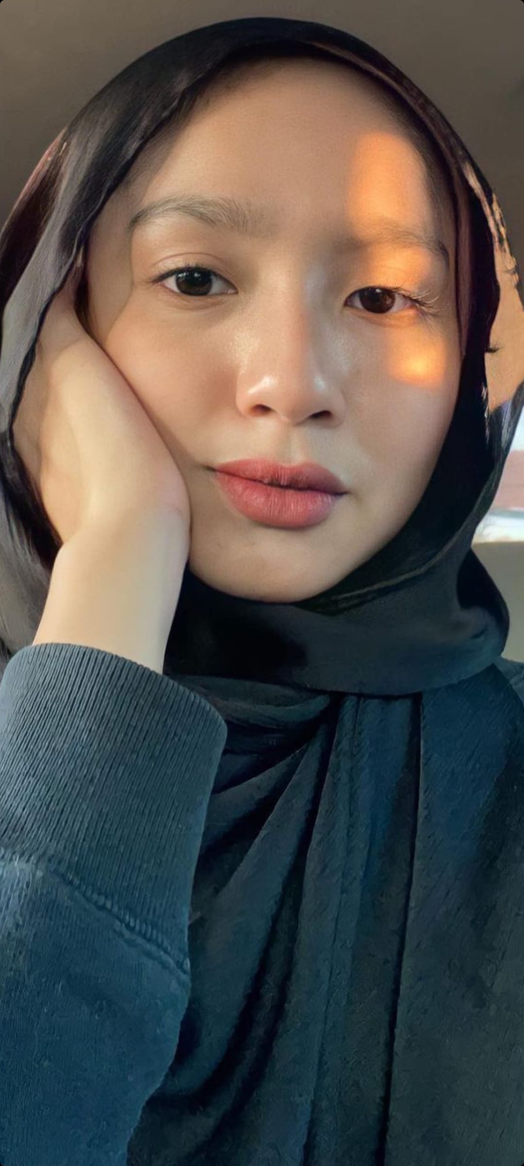 Skandal Thia Azman Awek Tudung Melayu Cantik , Ngeskuy bareng PACAR!