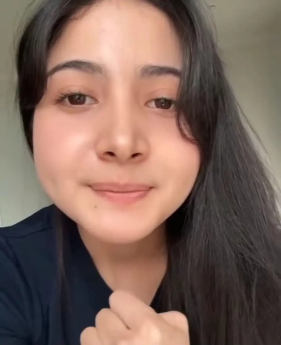 Video Skandal Bulan Sutena Ewe 1.14 Detik , Cuma Ai??