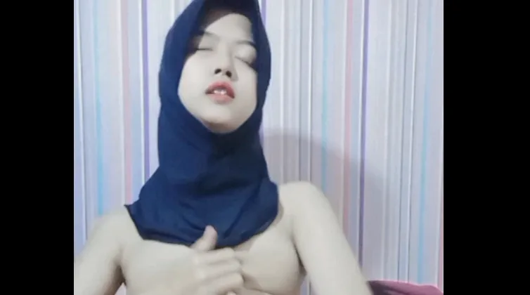 Tasya Aulia Hijab Tobrut Omek