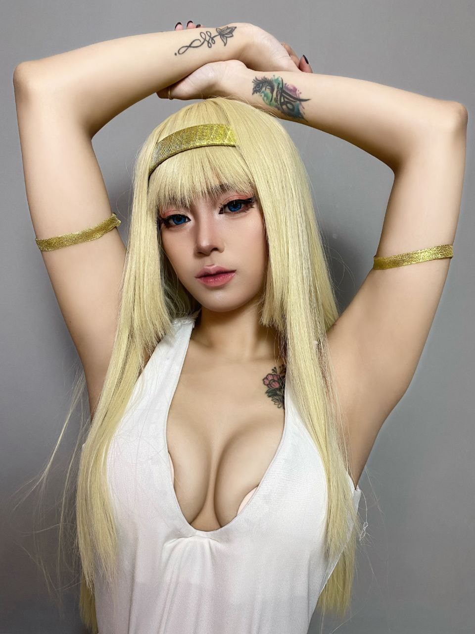 Alice Cwaan – Ymir vid , WOW BAR BAR BANGETT!